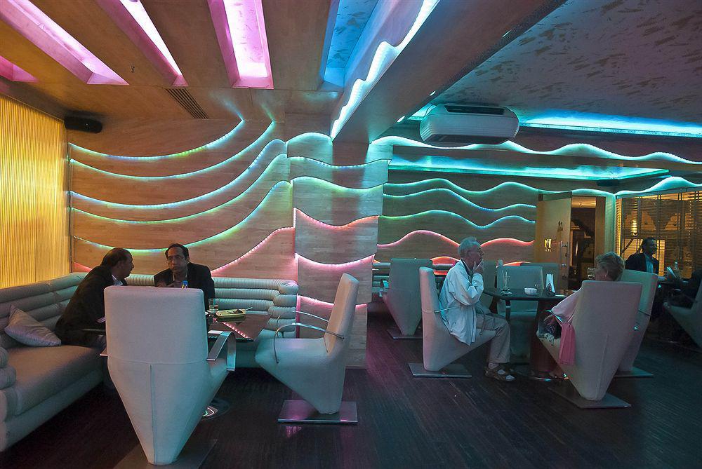 Taurus Sarovar Portico Neu-Delhi Exterior foto